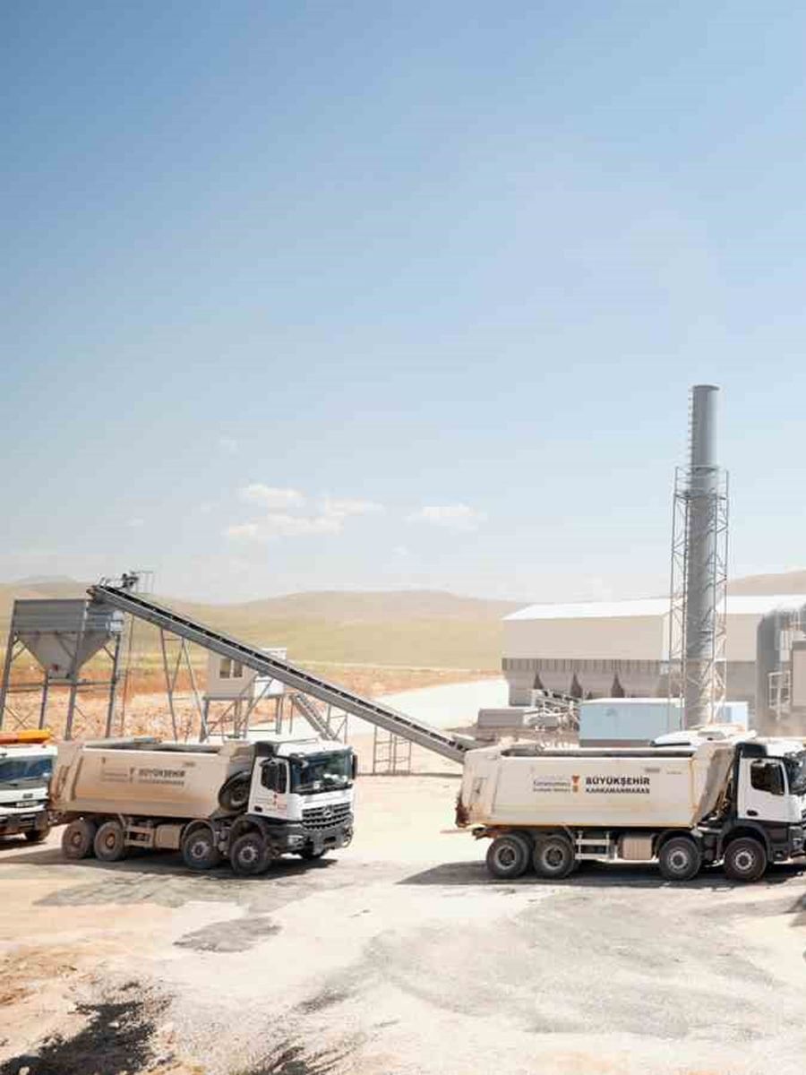 Kuzey İlçeleri Asfalt Üretim Tesisiyle 6 ilçenin yol yatırımlarına güç katılıyor