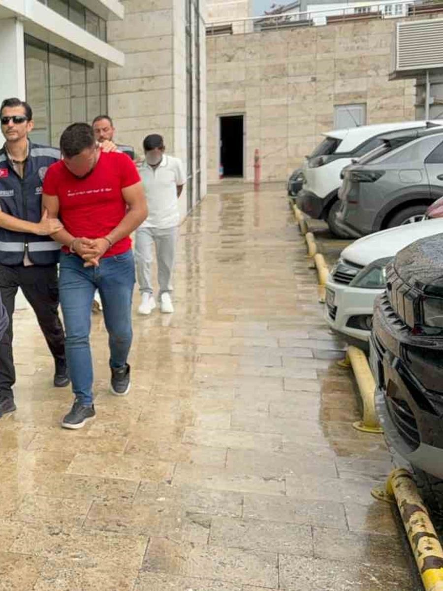 Samsun’da göçmen kaçakçılığı operasyonu: 12 Afgan yakalandı, 4 gözaltı