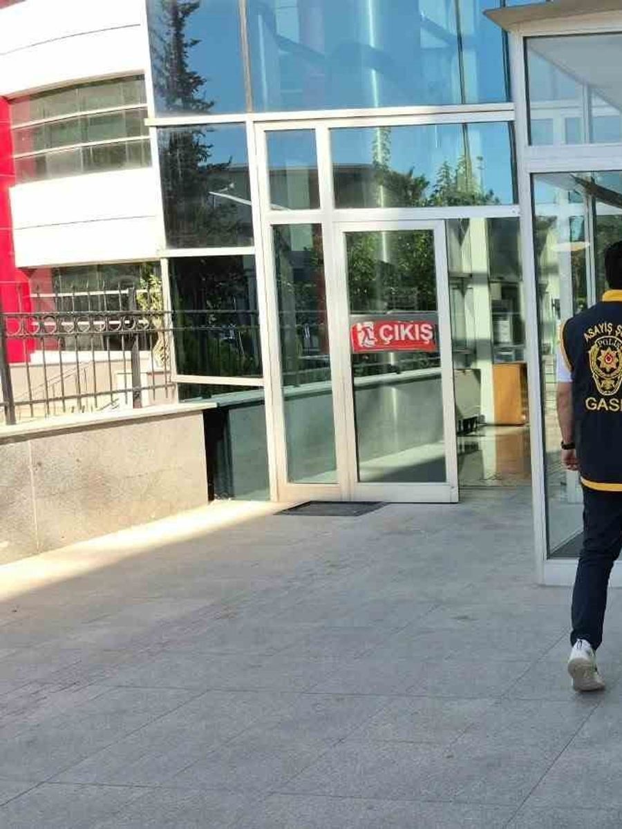 Dehşet saçan sevgili tutuklandı