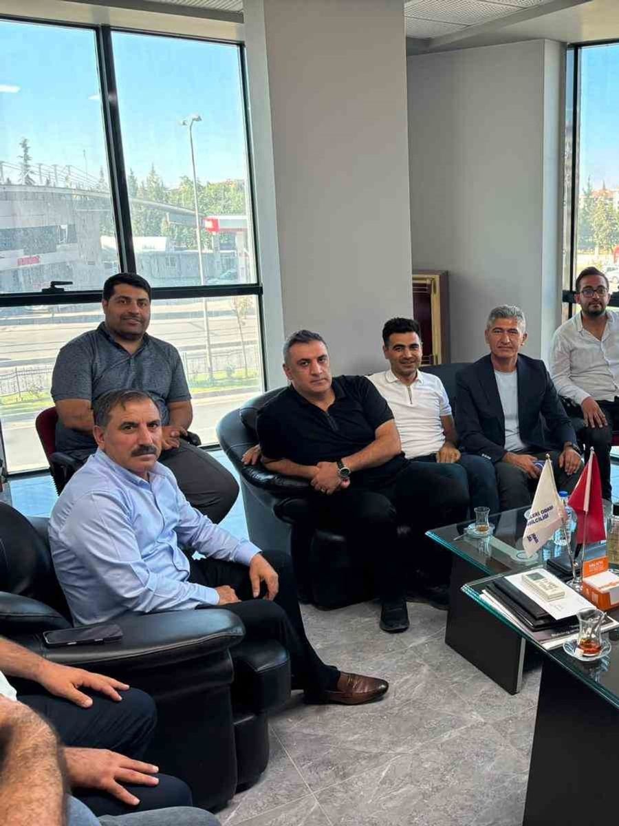 Boyraz’dan İnşaat Mühendisleri Odası’na ziyaret