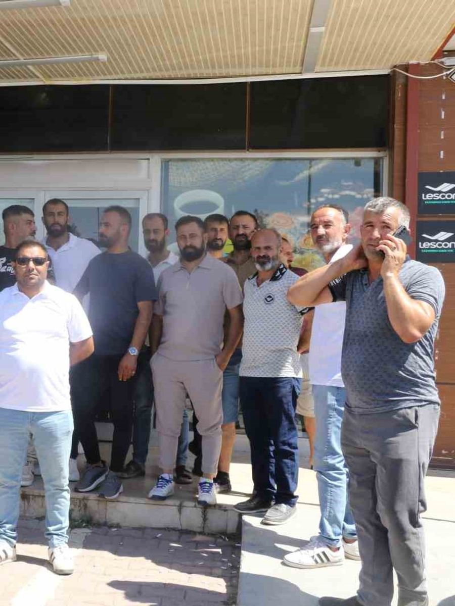 Antalya’da karşılıksız çekle 1,2 milyar TL’lik araç ve gayrimenkul alan şüpheli tutuklandı
