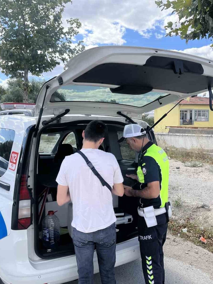 Çorum’da dron destekli trafik denetimi: Kırmızı ışık ihlali yapan sürücülere toplam 100 bin TL ceza