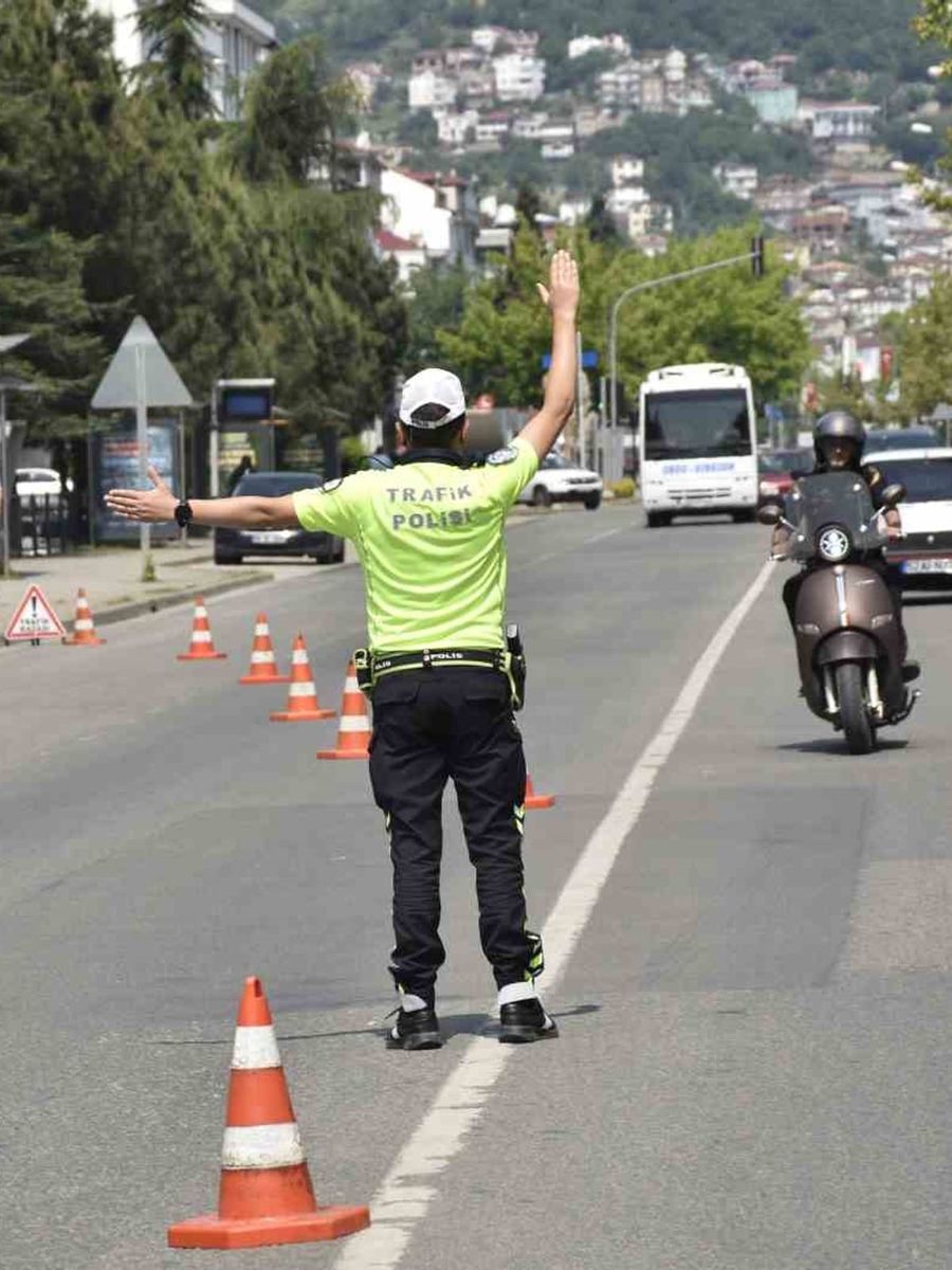 Ordu’da trafik denetimleri: Bir haftada 17 bine yakın araç ve sürücü denetlendi