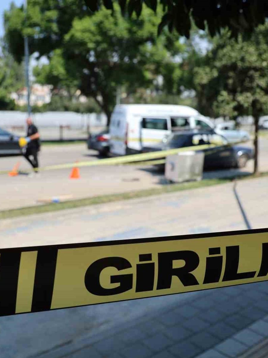 Boşanma davasından çıkan aileler birbirine girdi: 1 ölü, 5 yaralı
