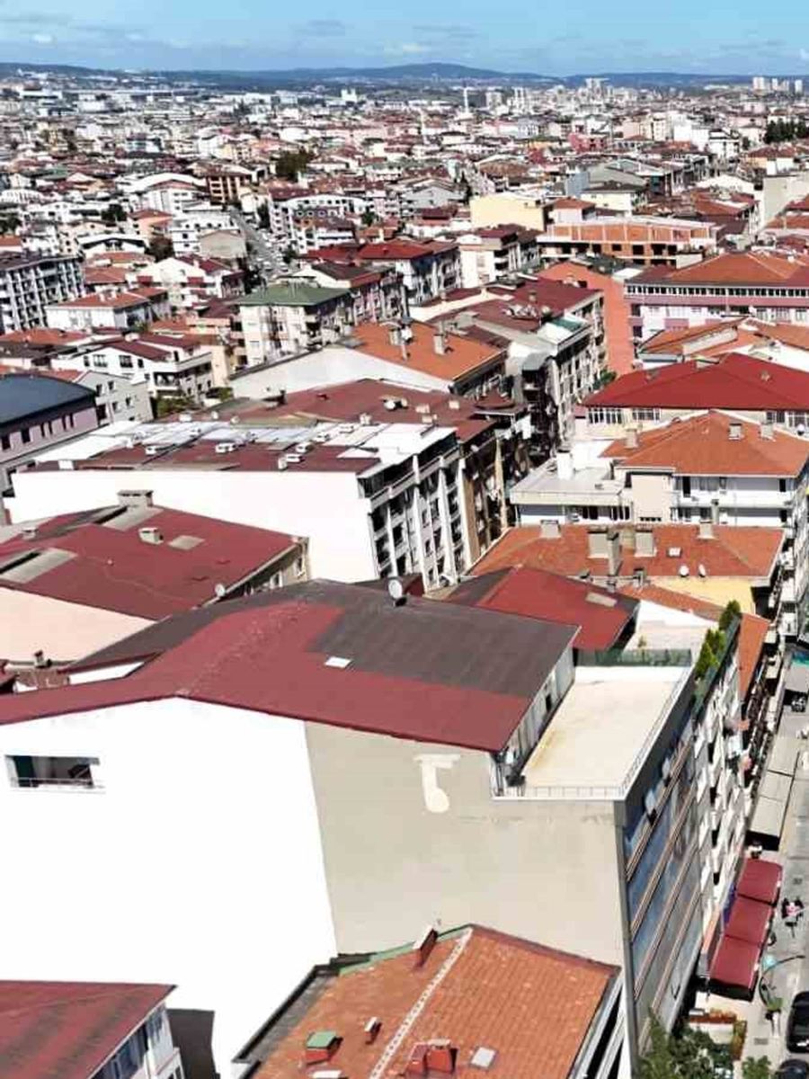 Şehit Numan Dede Caddesi yeni yüzüyle hizmette