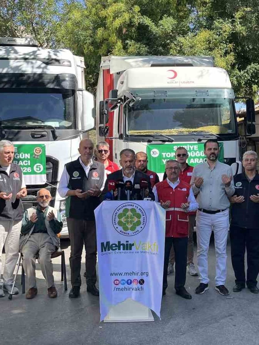Konya’dan Suriye’ye toplu düğün yardım araçları uğurlandı