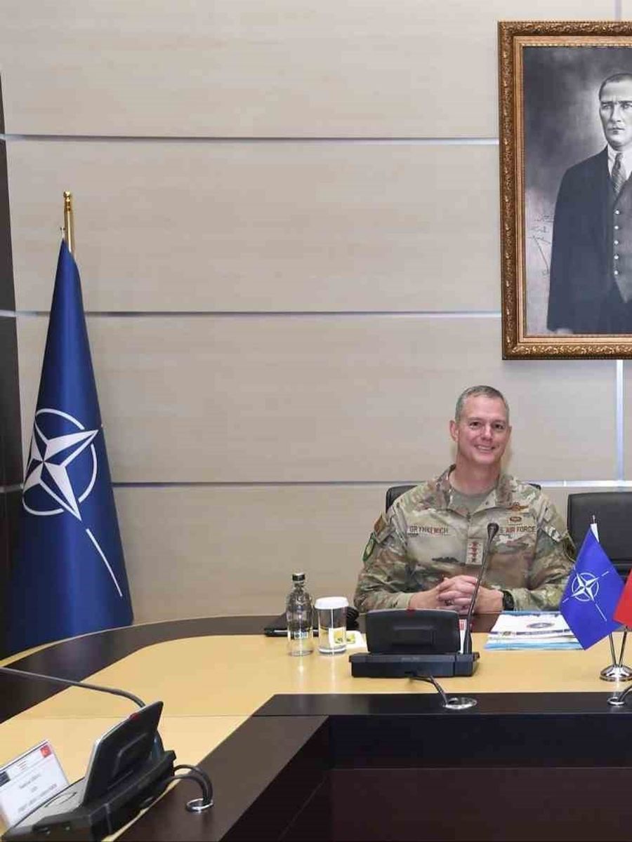 Genelkurmay Başkanı Bayraktaroğlu, NATO Avrupa Müttefik Yüksek Komutanı Grynkewich ile görüştü