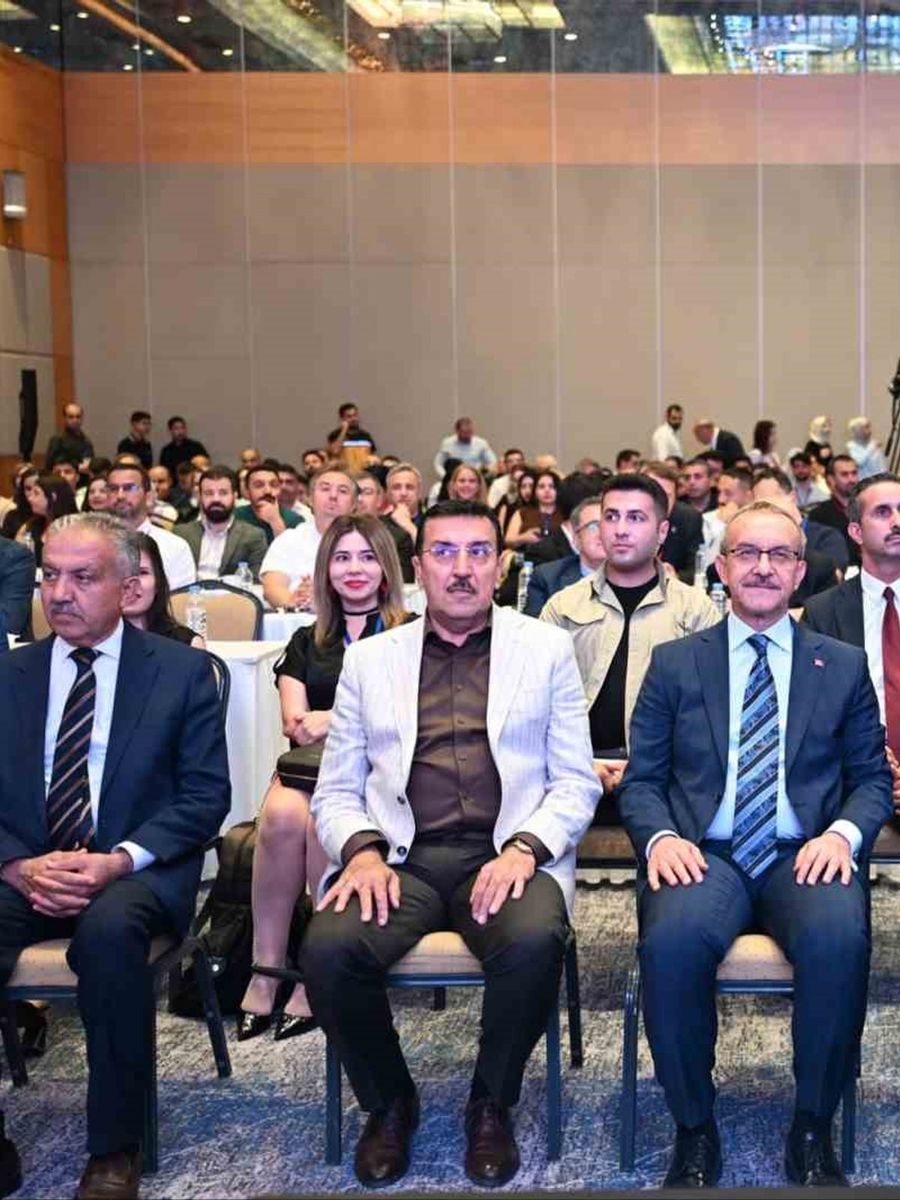 Bakan Uraloğlu:" Organ nakillerinde saniyeler bile hayati önem taşıyor"
