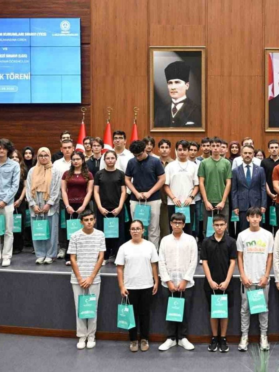 YKS Türkiye 19’uncusu başarıya giden süreci anlattı