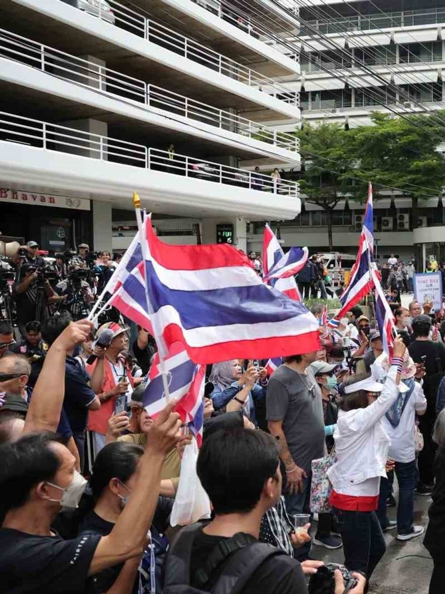 Tayland’da İsrail Büyükelçiliği önünde protesto düzenlendi