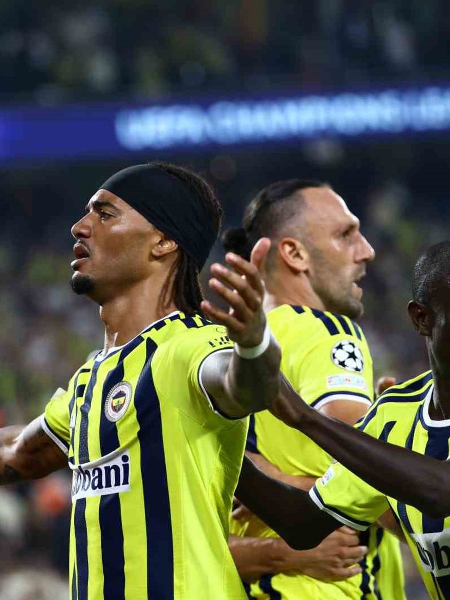 Fenerbahçe’nin Şampiyonlar Ligi’ndeki ilk golü Archie Brown’dan