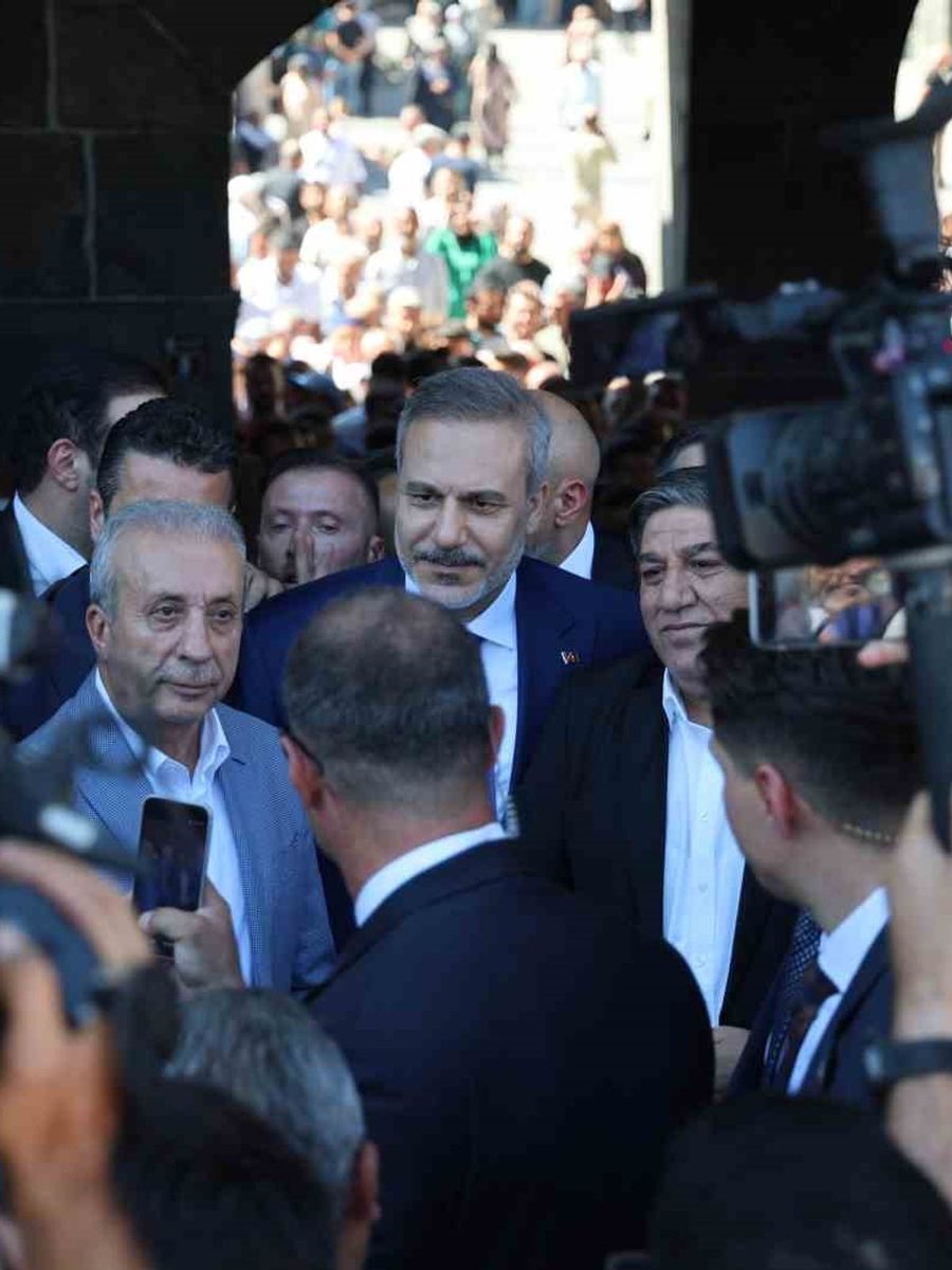 Bakan Fidan’a Diyarbakır’da yoğun ilgi