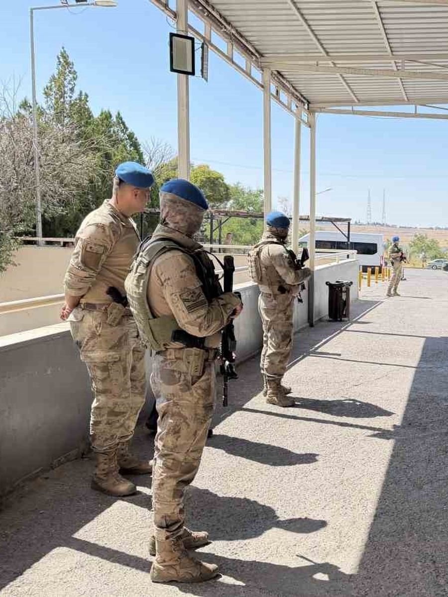 Siverek Cezaevi’nde korkutan yangın: 13 mahkum dumandan etkilendi