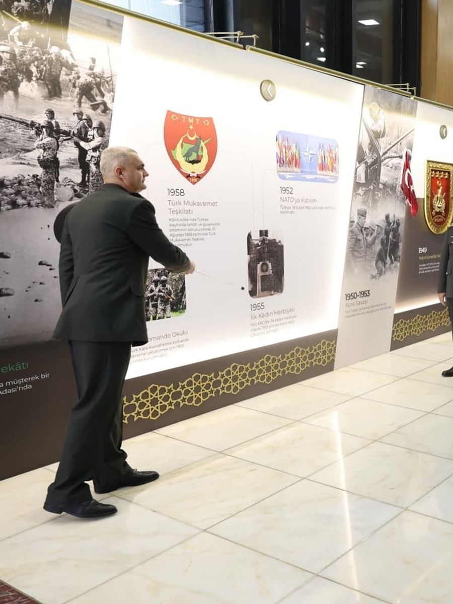 Bakan Güler, Kara Kuvvetleri Komutanlığını ziyaret etti