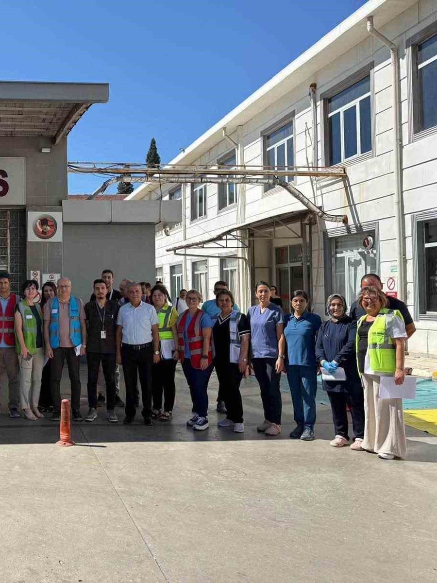 Aydın’da hastane personeli deprem senaryosuyla afet hazırlığını test etti