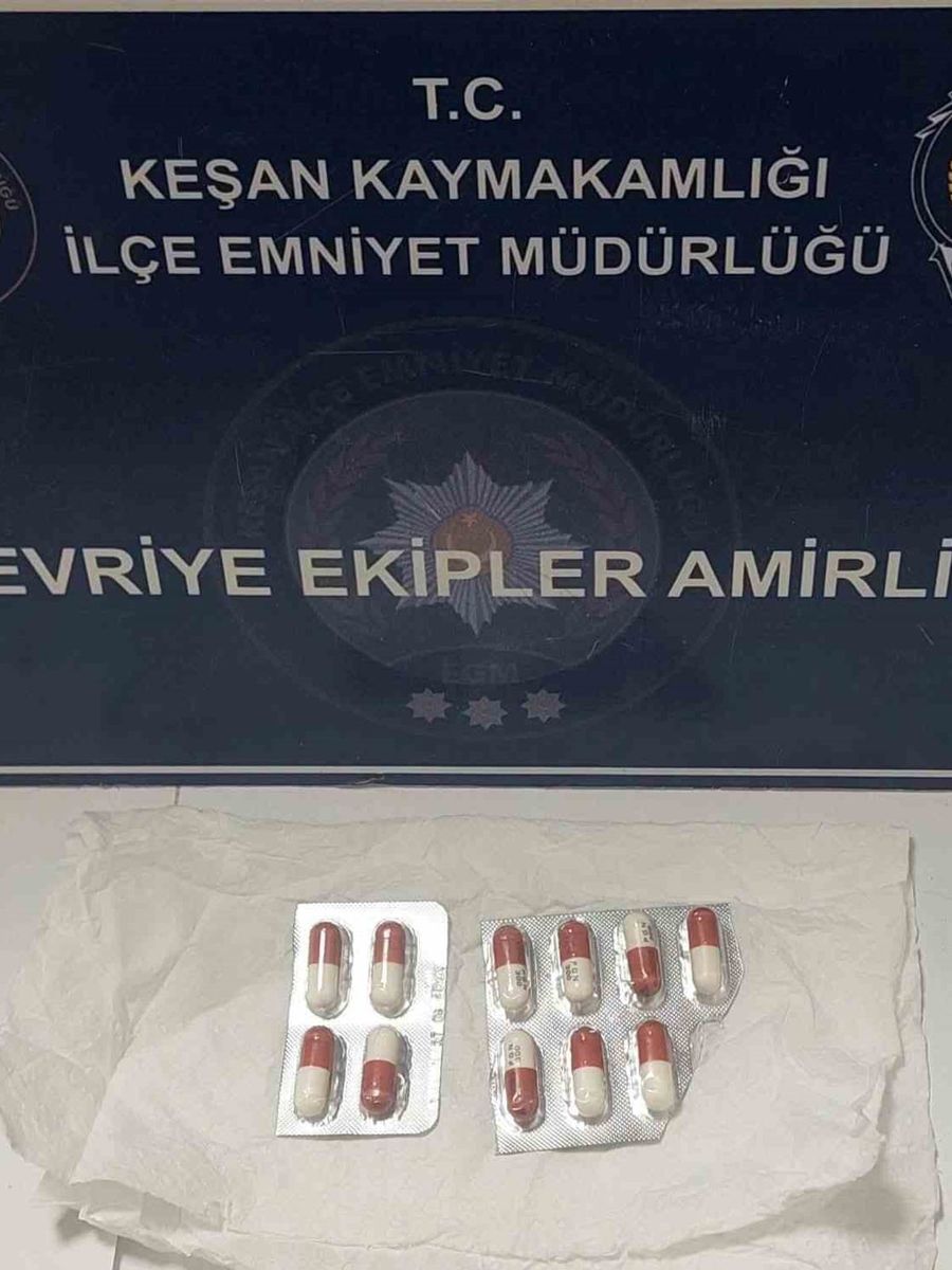 Keşan’da uyuşturucu ve ruhsatsız tabanca ele geçirildi