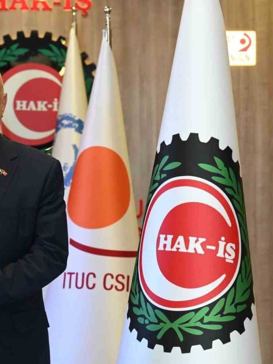HAK-İŞ Genel Başkanı Arslan: "HAK-İŞ olarak, bütün darbeleri ve antidemokratik müdahaleleri reddediyoruz"