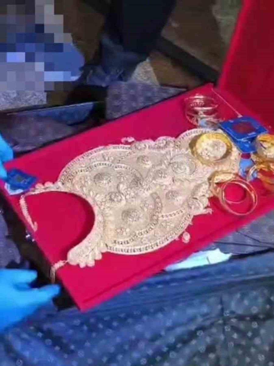 Düğünde takılan altınlar bulundu