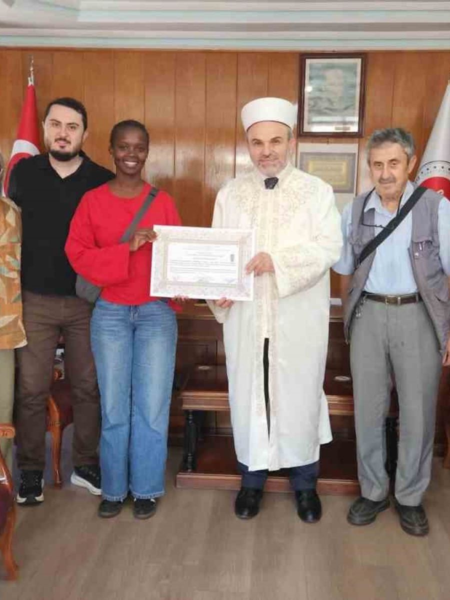 Samsun’a gelin olan Kenyalı ‘Kosgei’ Müslüman oldu, ’Sıla’ ismini aldı