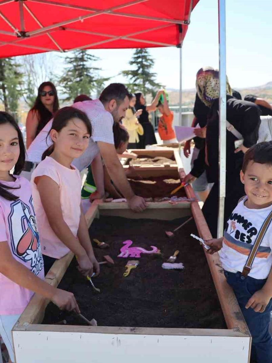 Gelecek nesiller MiniFest’te buluştu