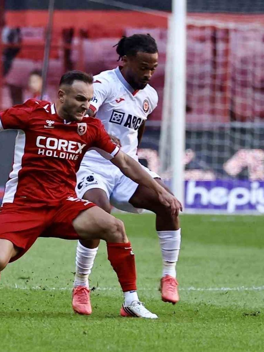 Trendyol Süper Lig: Samsunspor: 1 - Çorum FK: 3 (İlk yarı)