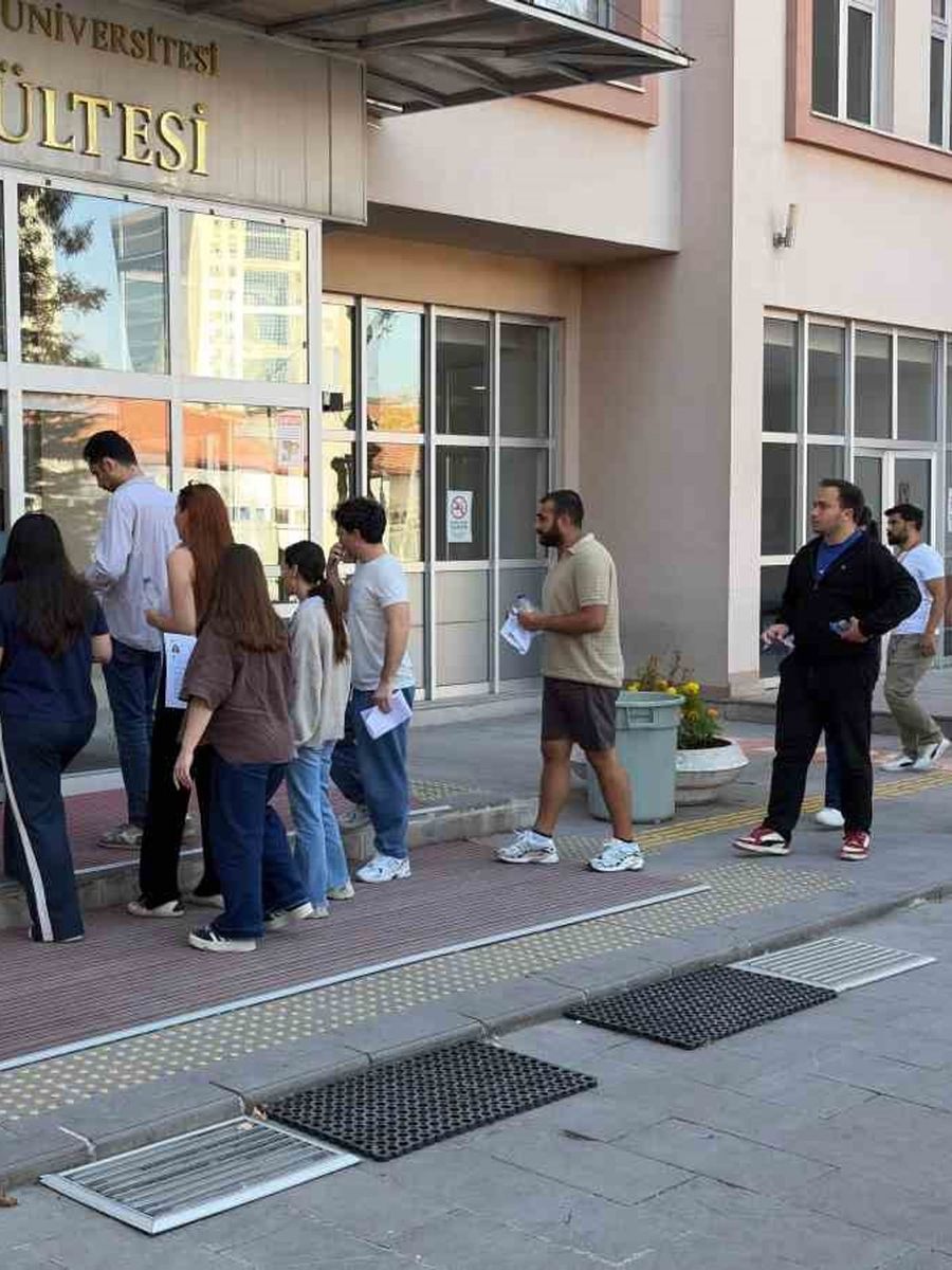 KPSS Lisans Alan Bilgisi’nin son oturumu başladı