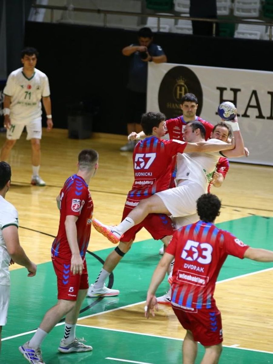 EHF Avrupa Kupası: Giresunspor: 28 - HC Fivers WAT Margareten: 40