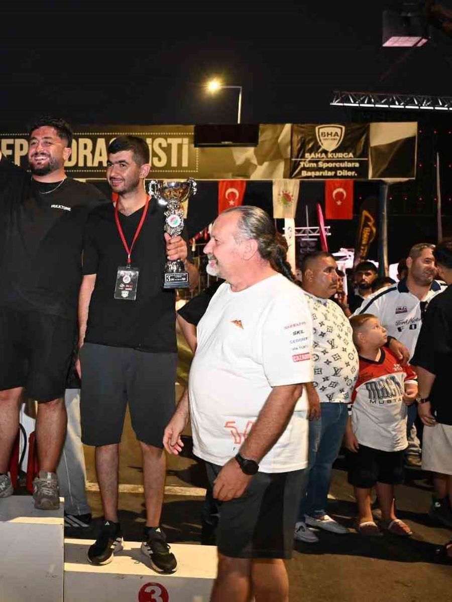 Kepez’de otodrag heyecanı ödül töreniyle sonuçlandı