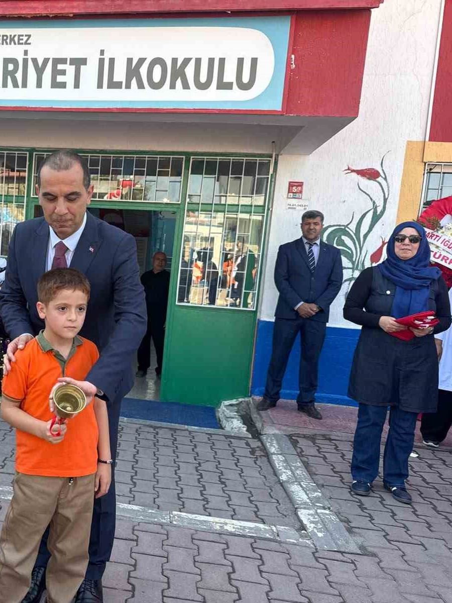 Iğdır’da 2026-2027 eğitim öğretim yılı ders ziliyle başladı
