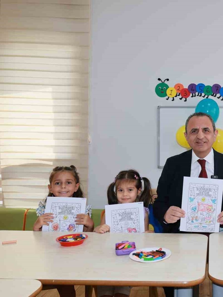 Özünal’dan minik yüreklere yeni eğitim yılı ziyareti