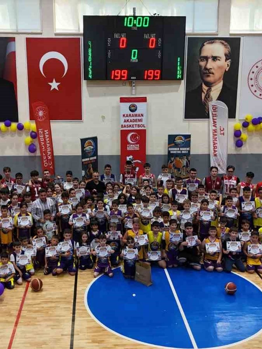 Karaman’da "Altın Bilekler Basketbol Şöleni" düzenlendi