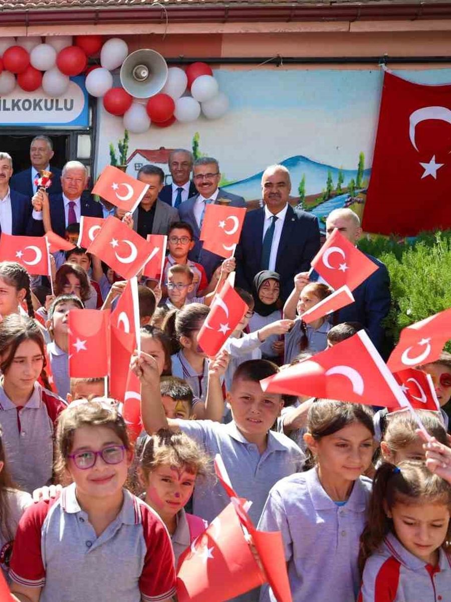 Aksaray’da 82 bin 421 öğrenci ders başı yaptı