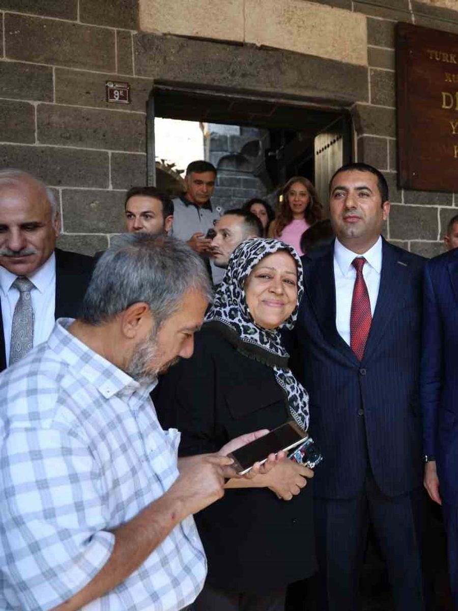 Bilal Erdoğan: ’’Her kesimin sürece destek vermesi önemli’’