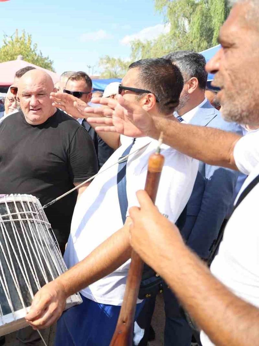 Körfez’de Kadırga coşkusu: Binlerce Karadenizli bir araya geldi