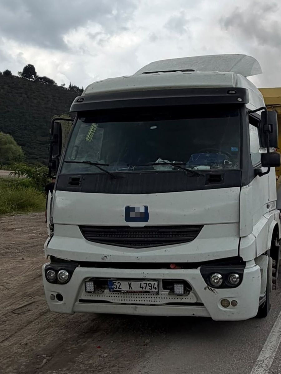 Ordu’da seyir halindeki hafriyat kamyonunda yangın
