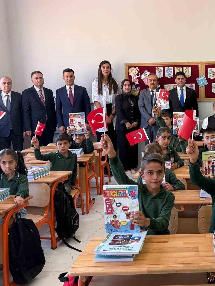 Hakkâri’de 60 bin 712 öğrenci yeni eğitim yılına başladı
