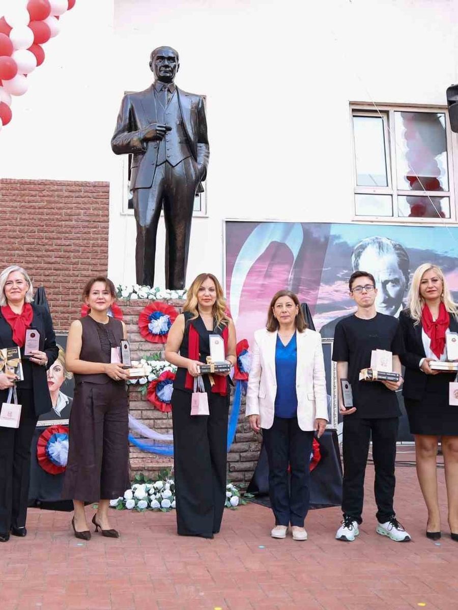Türkiye’nin Eğitim Çınarı Gaziantep Kolej Vakfı 63. kez kapılarını geleceğe açtı