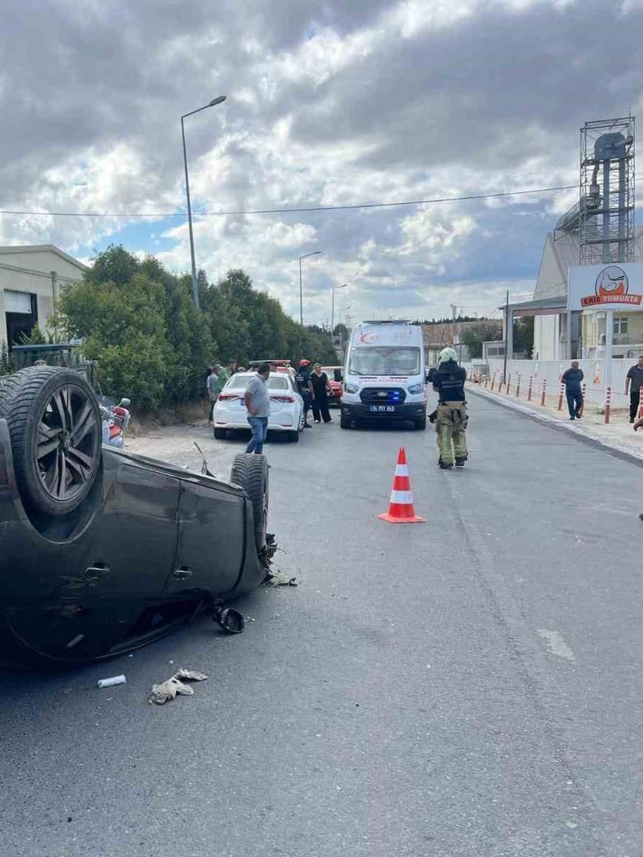 Fabrikadan çıkan kamyon nedeniyle kaza yaptı