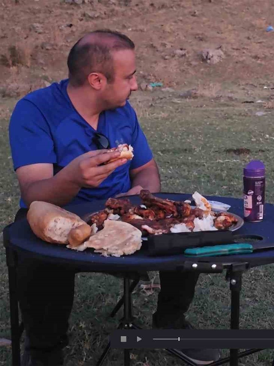 Bitlis’te piknik sofrasına davetsiz misafir