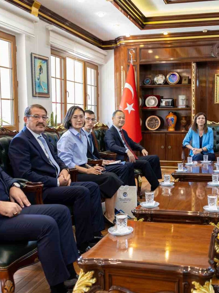 Kırgızistan’ın Ankara Büyükelçisi’nden DBB’ye ziyaret