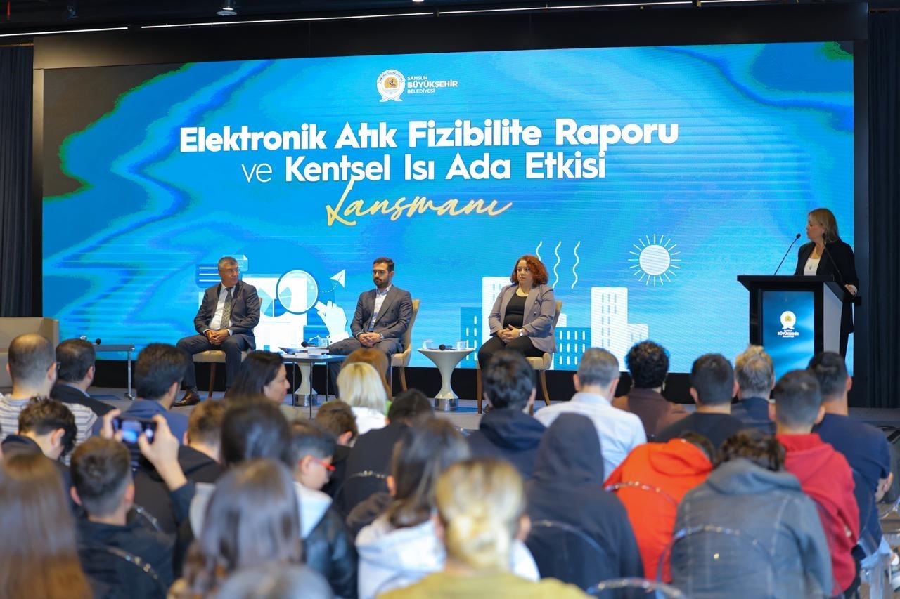 SAMSUN BÜYÜKŞEHİR BELEDİYESİ VE İLGİLİ KURUMLARIN İŞ BİRLİĞİYLE İKLİM DİRENÇLİ KENT SAMSUN’UN COP31 SERÜVENİ” BAŞLIKLI LANSMAN PROGRAMI HAYATA GEÇİRİLDİ. TÜRKİYE’NİN 2026 YILINDA ANTALYA’DA EV SAHİPLİĞİ YAPACAĞI 31. TARAFLAR KONFERANSI (COP31) SÜRECİNDE SAMSUN’UN YEREL ÖLÇEKTE HAYATA GEÇİRDİĞİ İKLİM