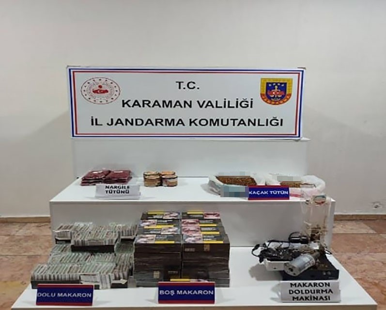 KARAMAN’DA İL JANDARMA KOMUTANLIĞI EKİPLERİNCE SON BİR HAFTA İÇERİSİNDE GERÇEKLEŞTİRİLEN DENETİMLERDE ÇEŞİTLİ SUÇLARDAN ARANAN 43 ŞAHISTAN, 4’Ü TUTUKLANDI.