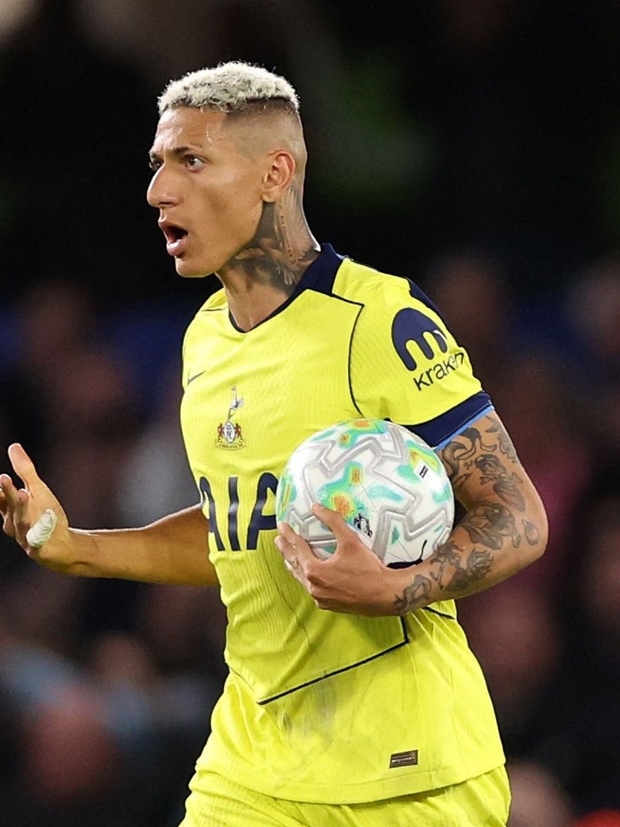 Richarlison, Tottenham'ın Premier Lig kadrosundan çıkarıldı