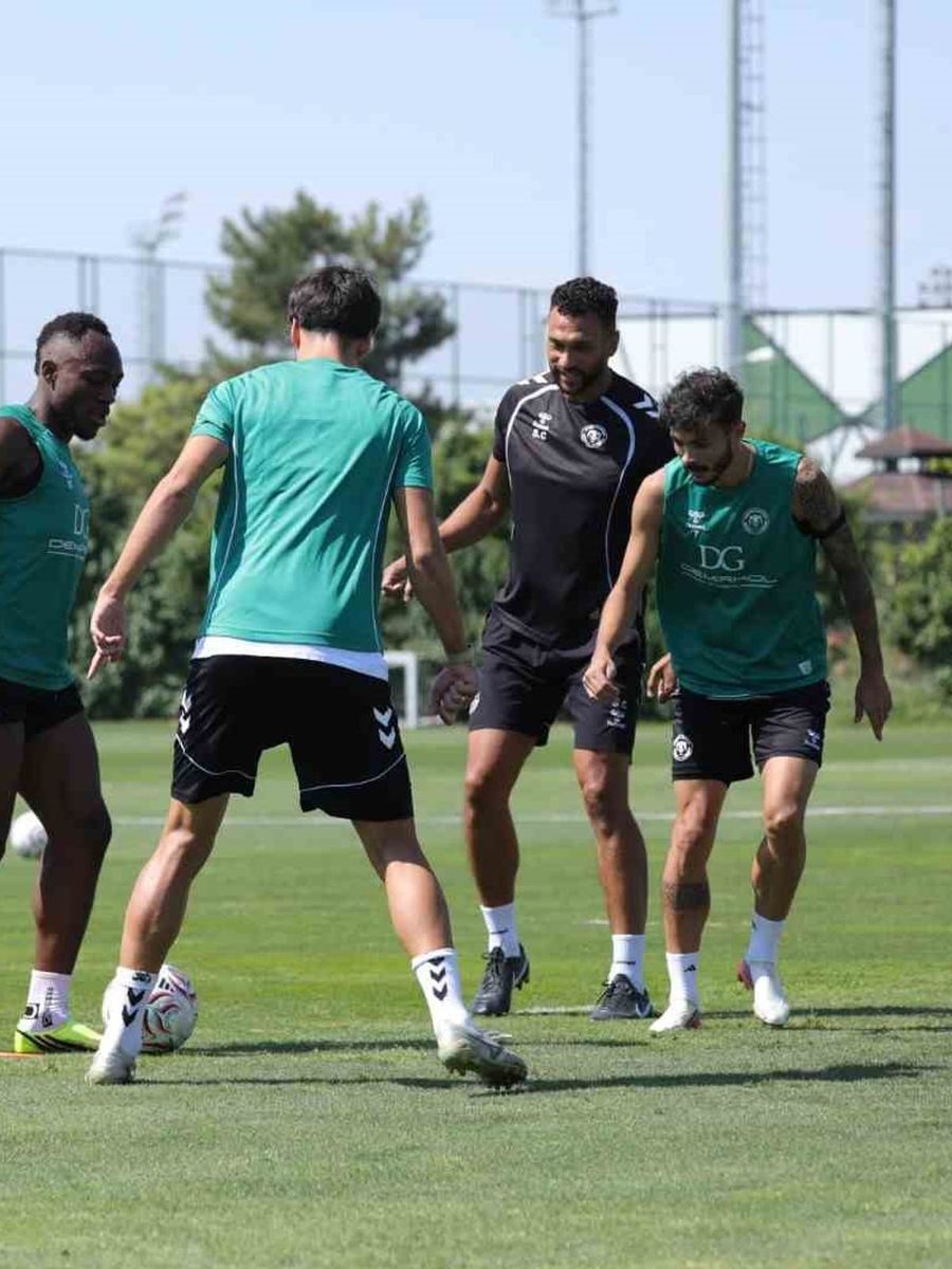 ERZURUMSPOR FK, 2026-2027 SEZONU YAZ TRANSFER DÖNEMİNİN SON GÜNÜNDE LAWRENCE AGYEKUM'U KADROSUNA KATTI.