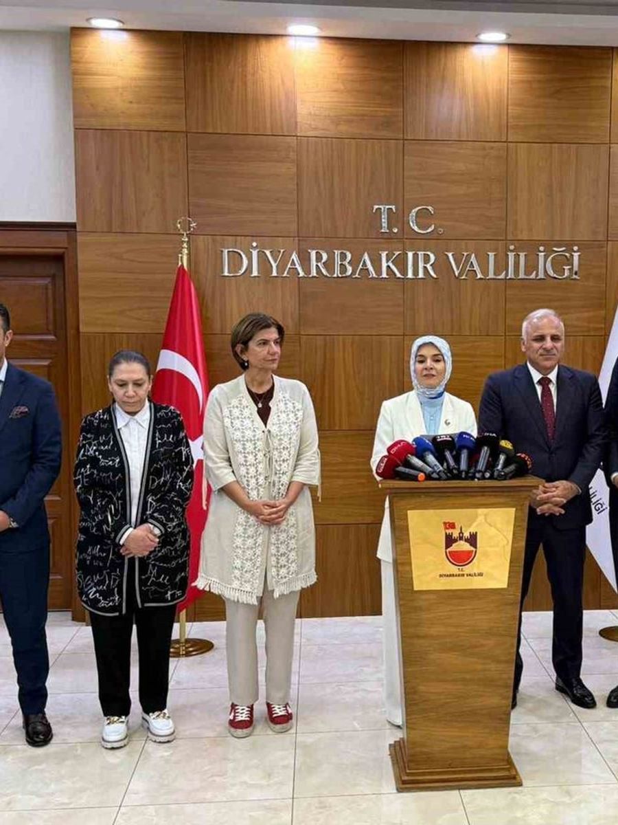 Bakan Göktaş: "Kadınların teknolojinin yalnızca kullanıcısı değil, geliştiricisi, girişimcisi, yatırımcısı ve karar vericisi olmasını istiyoruz"
