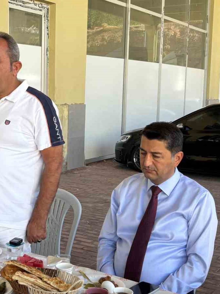 Sadıkoğlu’nun oy pusulası rengi belli oldu