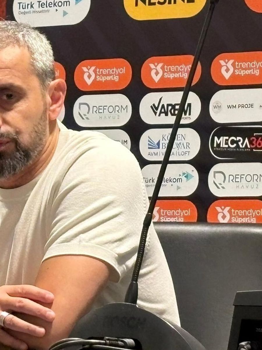 Serkan Özbalta: "3 puan almanın mutluluğunu yaşıyoruz"