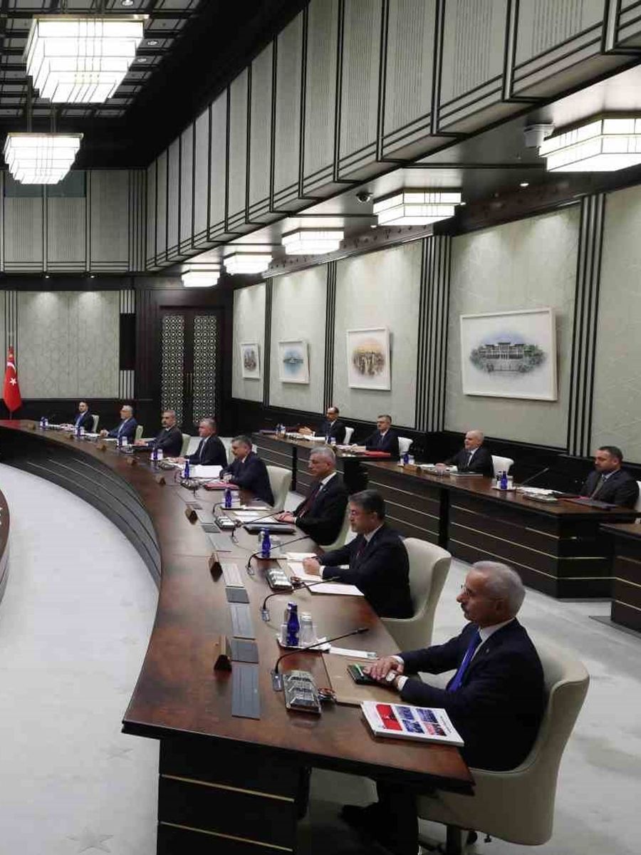 Kabine Toplantısı Cumhurbaşkanı Erdoğan’ın başkanlığında başladı