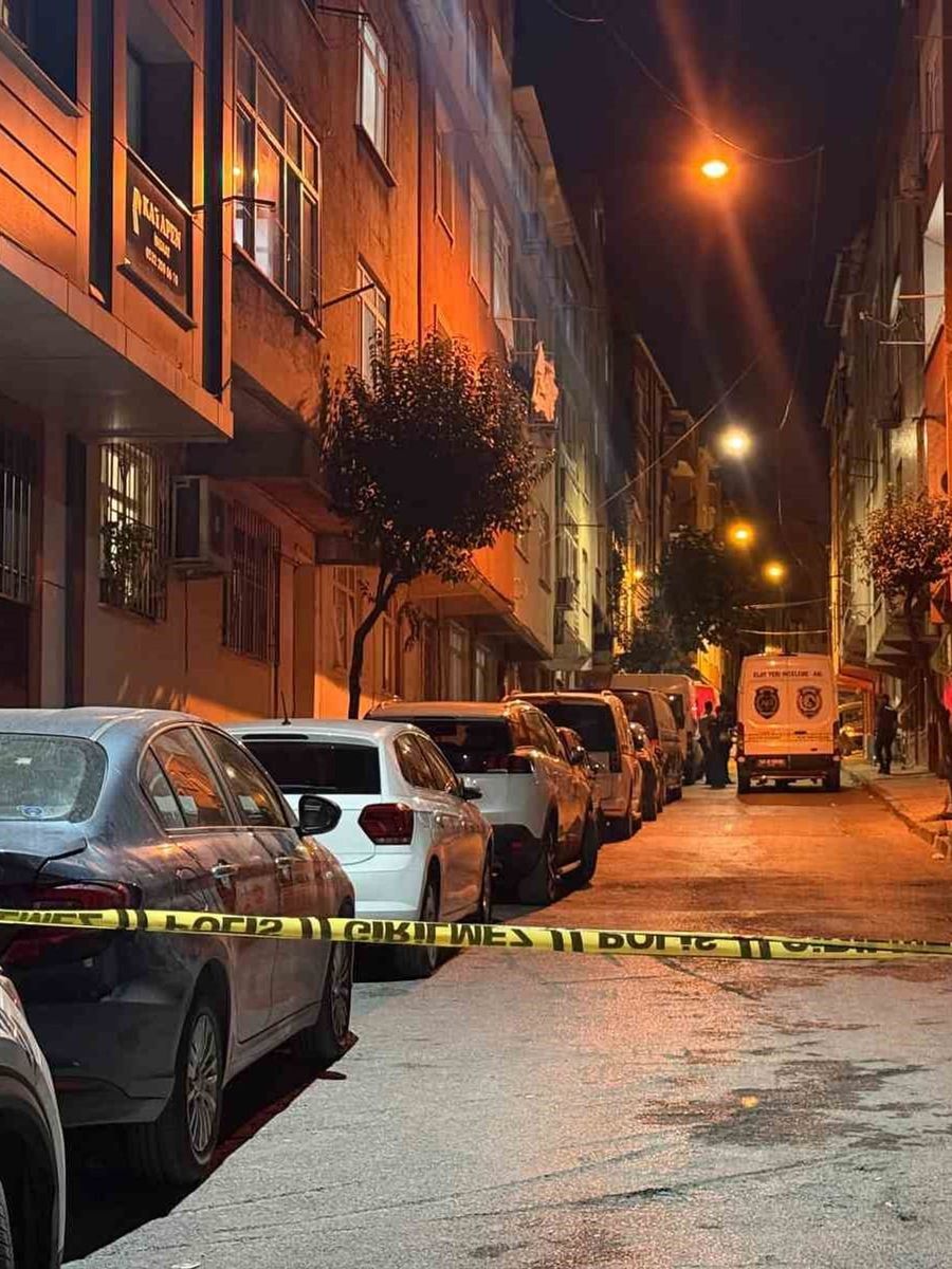 Elazığ’da evde çıkan tartışma silahlı ve bıçaklı kavgaya dönüştü: 2 yaralı