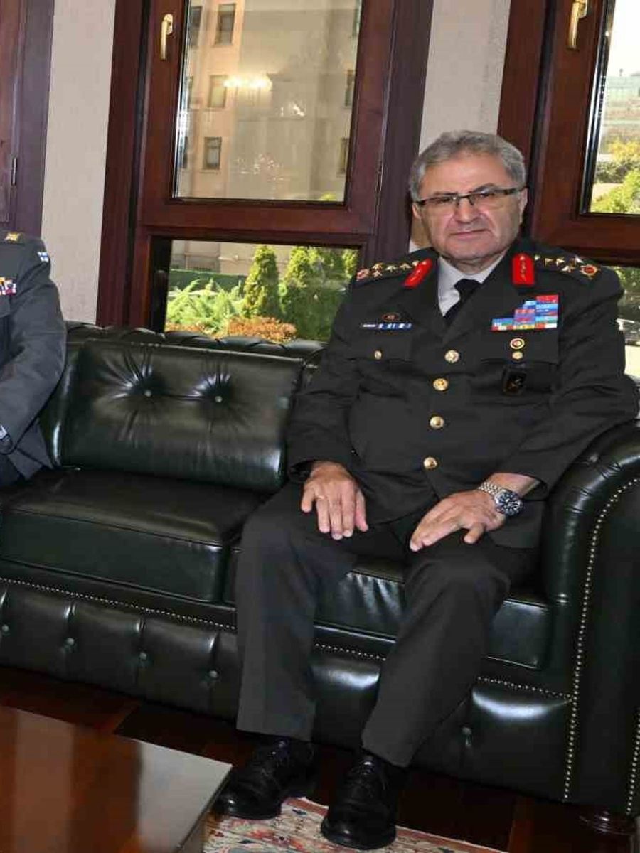 Kara Kuvvetleri Komutanı Tokel, Finlandiyalı mevkidaşı Valimaki ile bir araya geldi